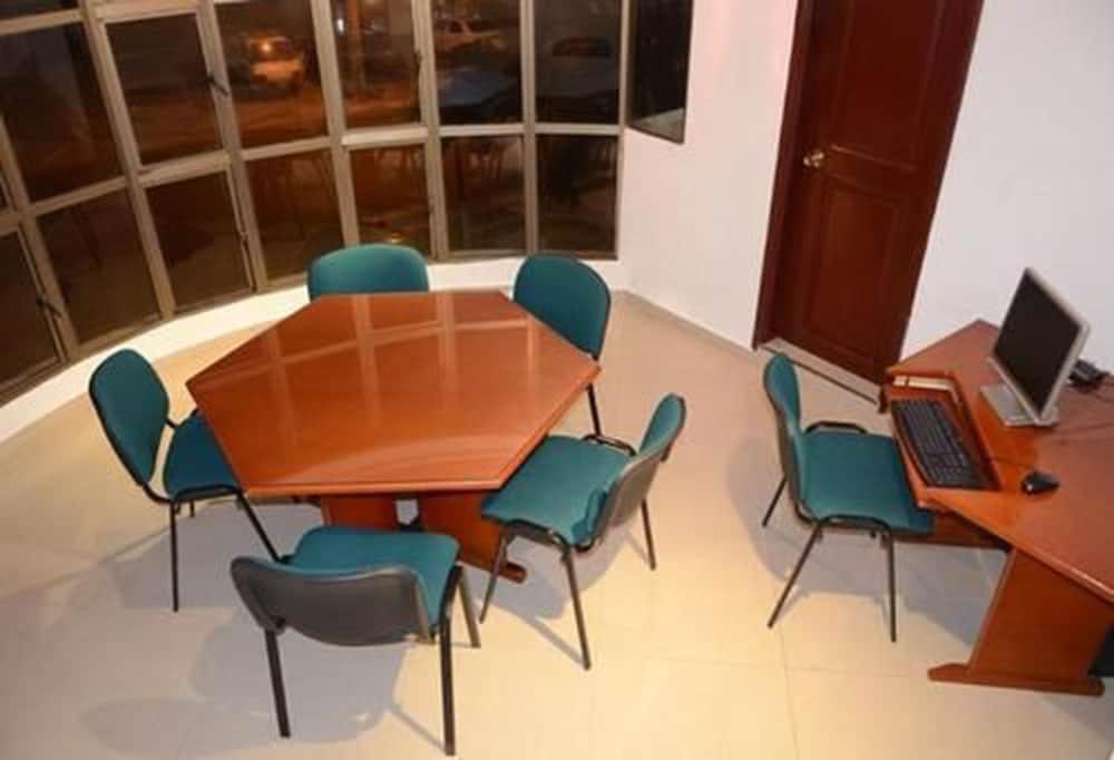 Hotel Intersuites Барранкілья Екстер'єр фото